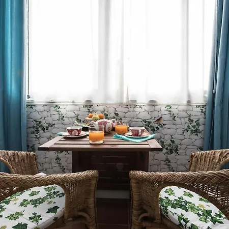 Crispi Deluxe 2 Bedroom Apartament